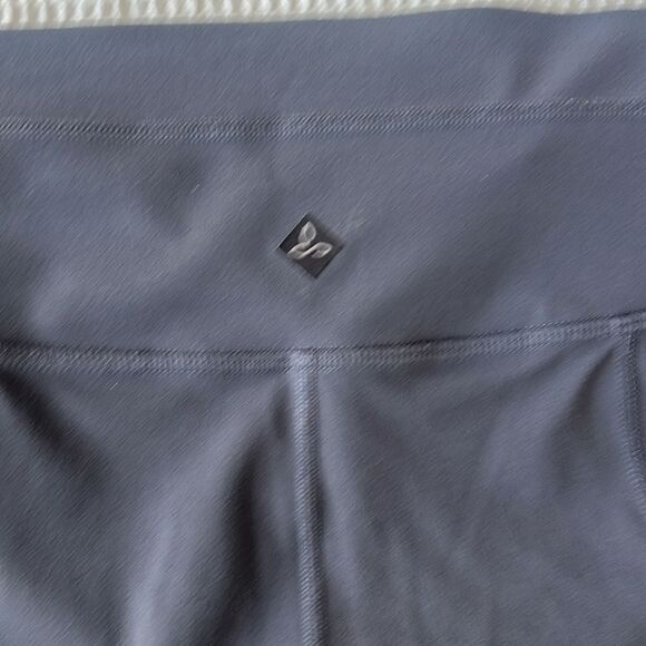 Prana women's Gray Cropped Workout Gym Yoga Activewear Leggings sz M - Picture 5 of 9